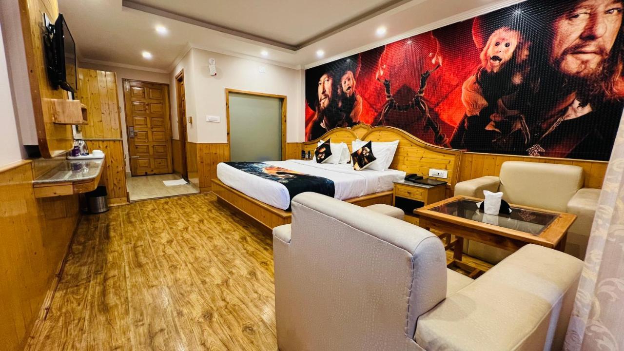Smuggler Resort By West Western Near To Mall Road & Hadimba Temple # Swimming Pool#Free Pick From Volvo Bus Stand Manali  Exterior photo